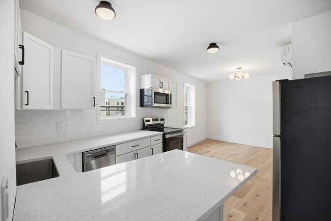 2302 E Norris St Unit 1