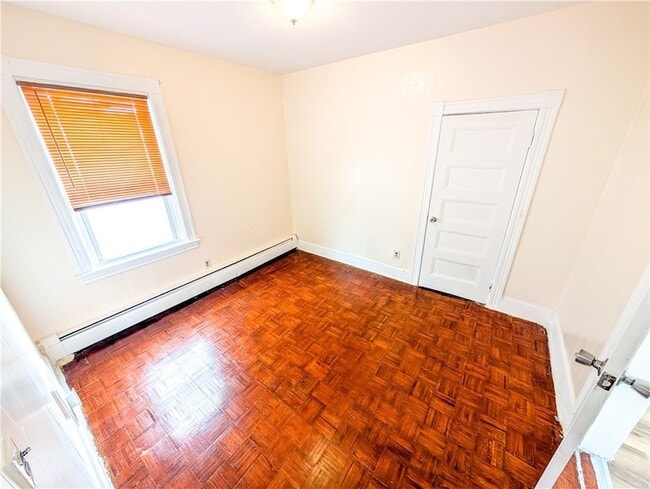 Photo - 53 Bancroft St