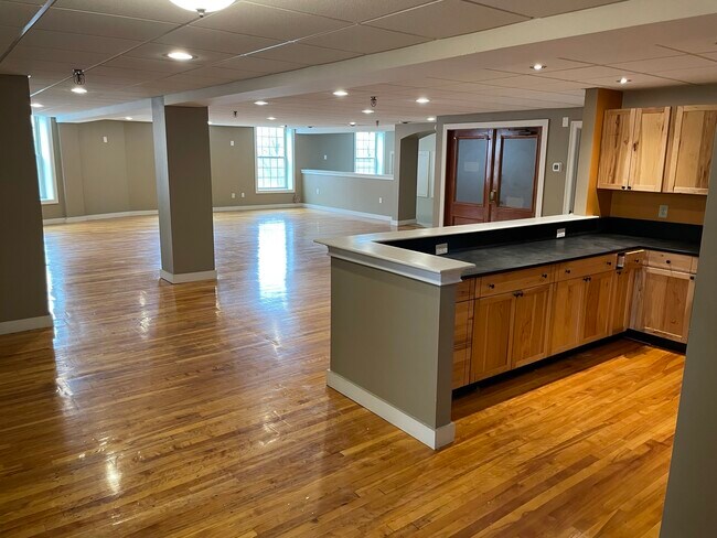 Kitchen - Franklin Block Plaza