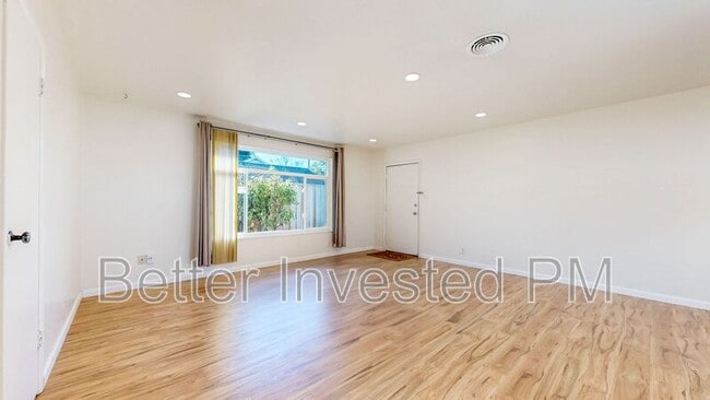 Photo - 866 Brigham Ave