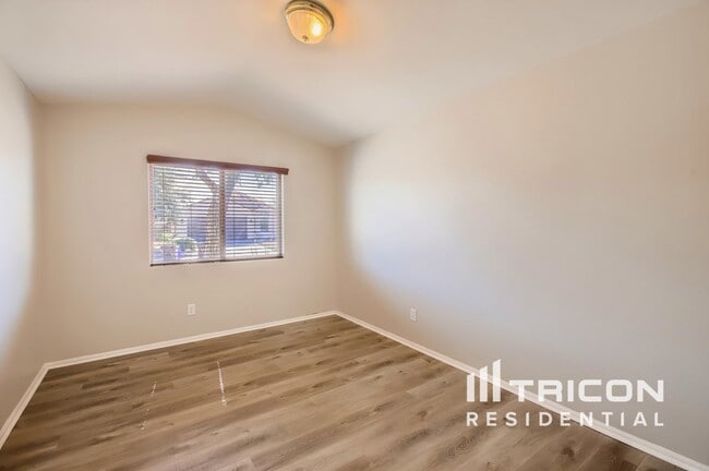 Photo - 40352 W Novak Ln