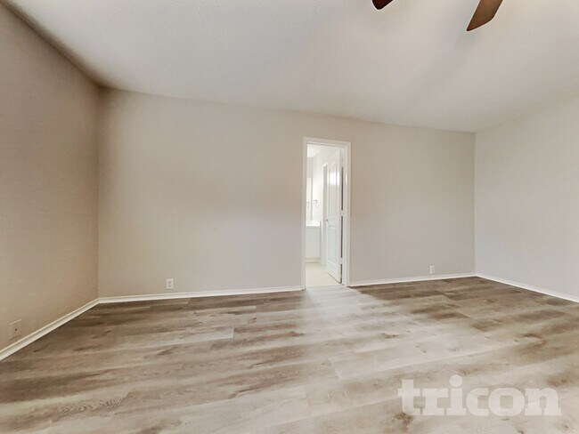 Photo - 4512 Merlot Dr