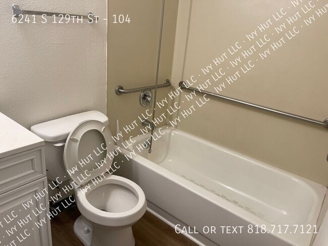 Photo - 6241 S 129th St Unidad 104