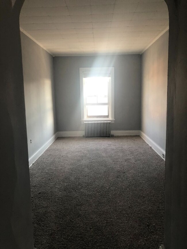 Building Photo - 249 Church St Unit 3