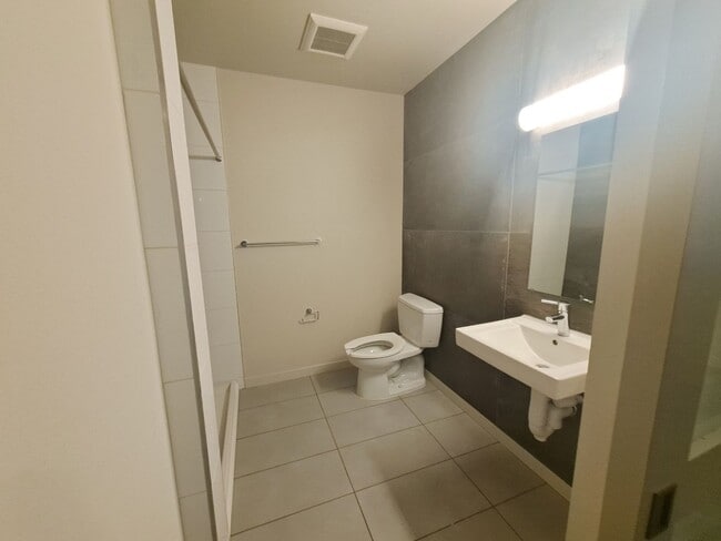 Photo - 741 Harvard Modern studios with w/d in unit!