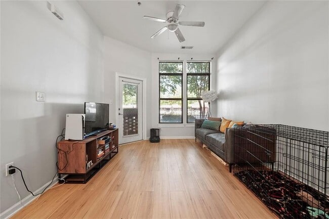 Photo - 898 Oak St SW Unit 1105