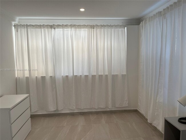 Photo - 2001 SW 58th Ct Unit 1