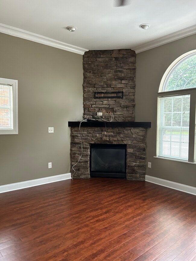 Corner fireplace - 297 Buffalo St Unit 3 Upper Front Rear