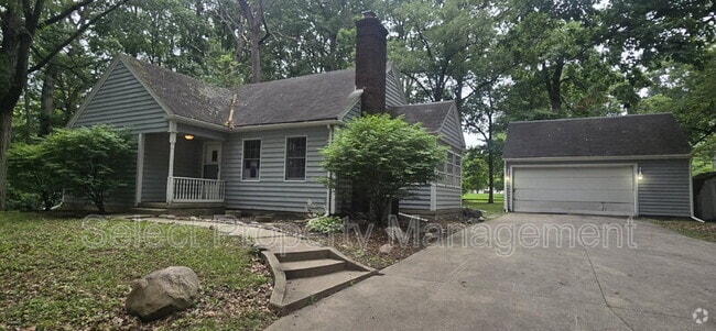 Building Photo - 7532 W Jefferson Blvd Rental