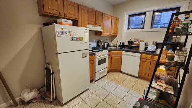 Photo - 1950 Beacon St Apartamentos Unidad 1