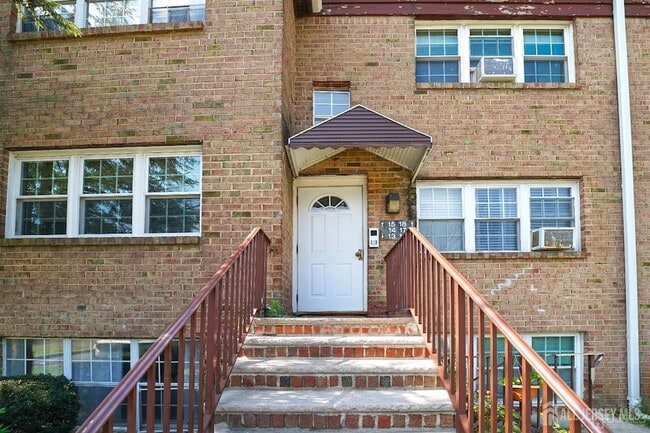 Photo - 18 College Dr Unidad 18