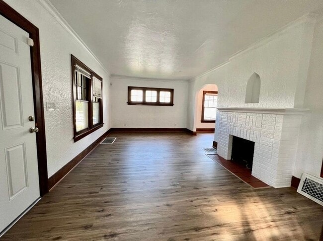 Photo - 1114 Underwood Ave