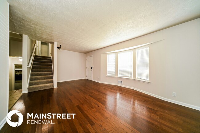 Photo - 5338 Olde St