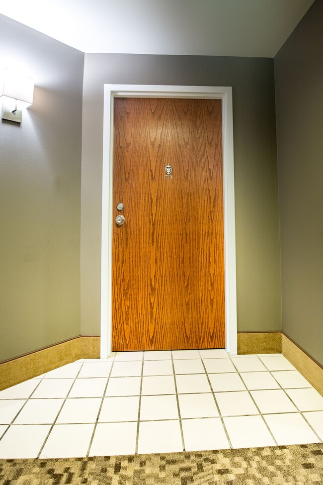 Front door of unit - 960 Fell St Unit 407
