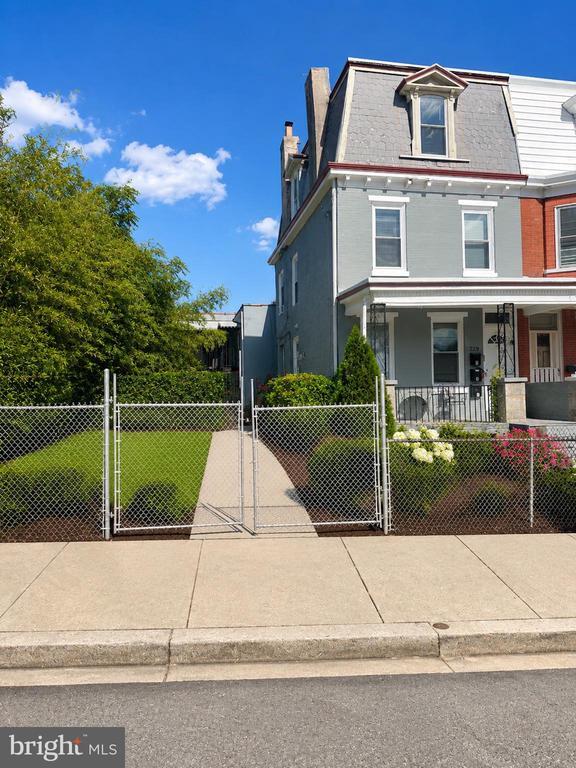 Photo - 229 N 65th St Unit 4