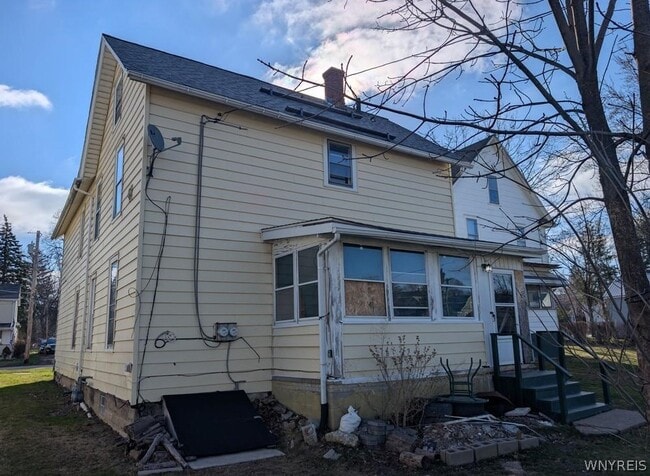 Photo - 627 Deer St