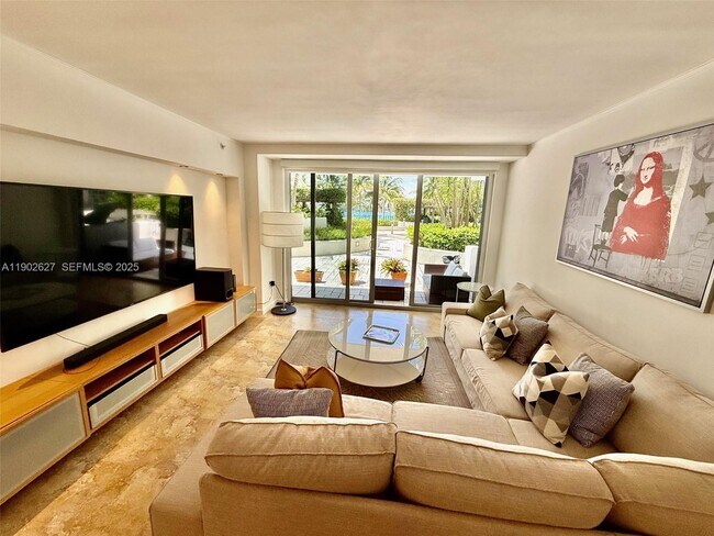 Building Photo - 1500 Bay Rd Unit 122s