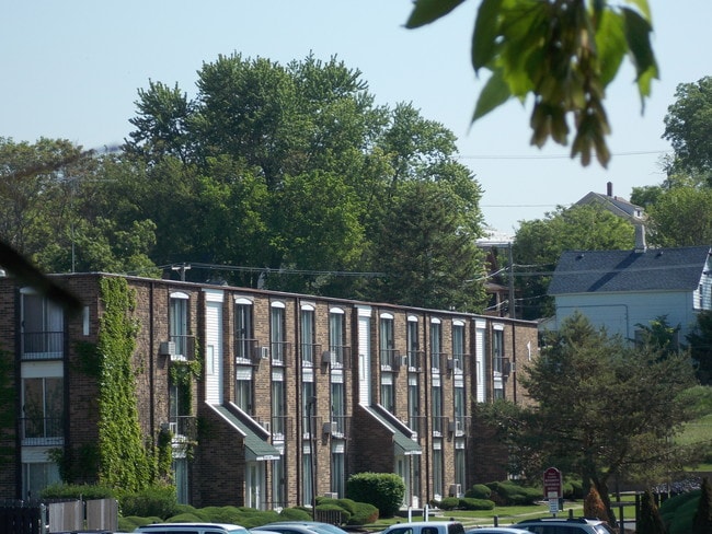 River's Landing Apartments