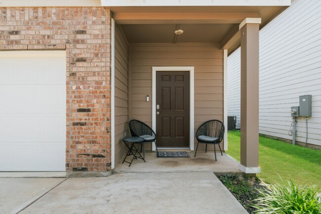 Photo - 12815 Cygnus