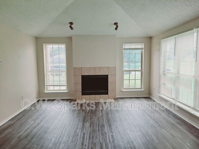 Photo - 926 Westover Dr