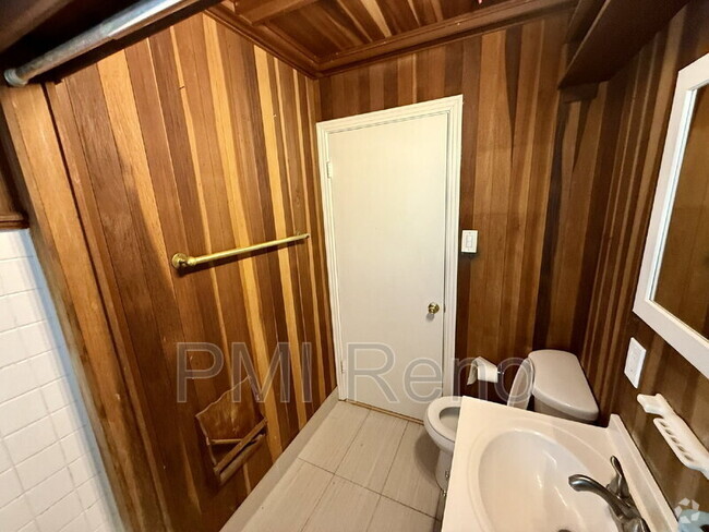 Building Photo - 790 Topaz Dr Rental