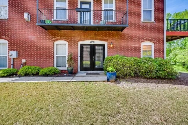 Photo - 6001 Brookside Oak Cir