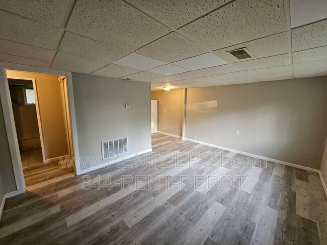 Photo - 2619 S St James Blvd