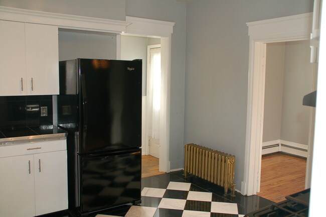 Cocina - 2301 Pierce St NE Unidad 1