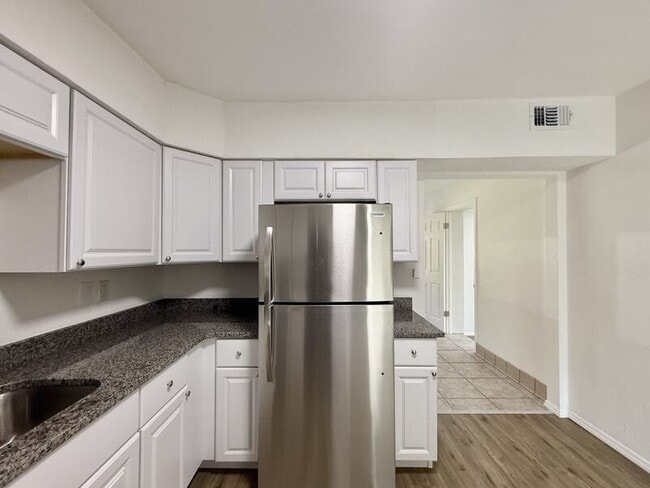 Photo - 7800-7852 52nd St N