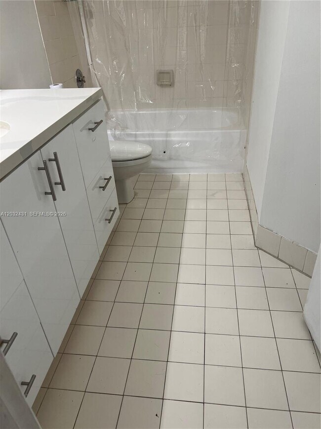 Photo - 715 SW 148th Ave Unit 611