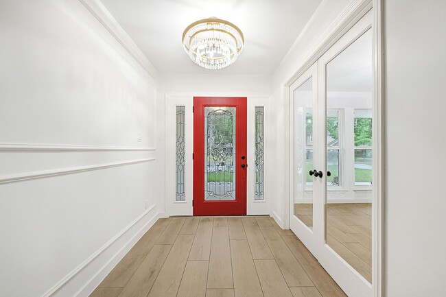 Photo - 725 Talmalge Hall Dr