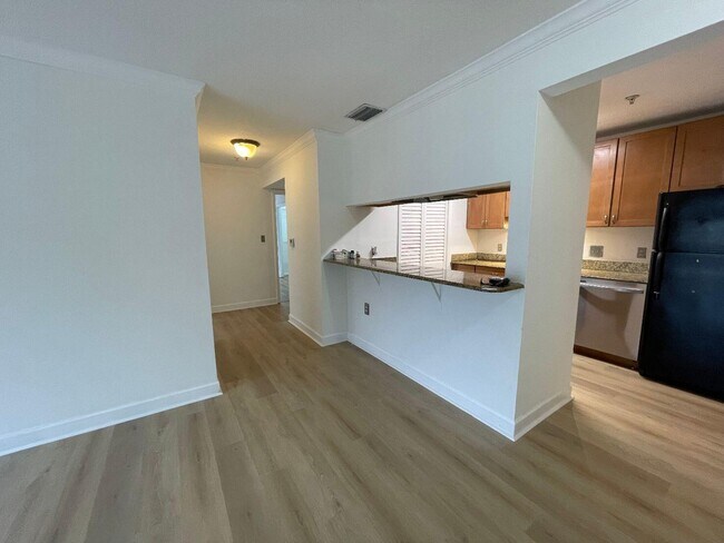 Photo - 2303 N Congress Ave Unit 11