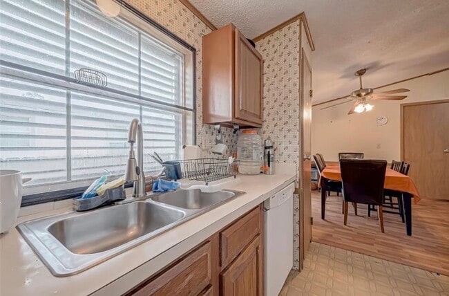 Photo - 1201 Pampas Ln