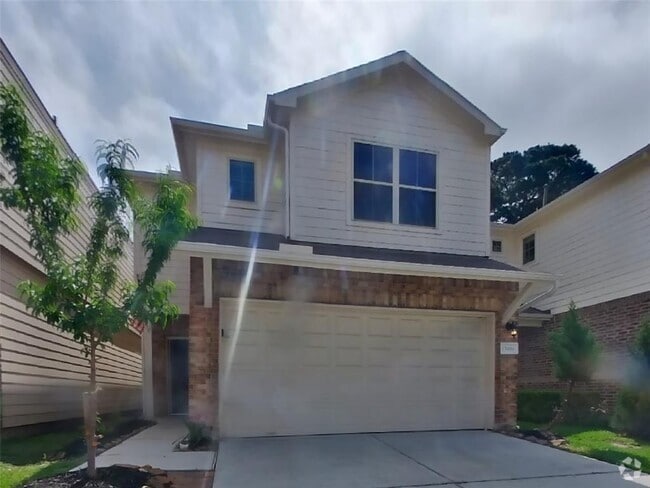 Building Photo - 13406 Holly Vista Dr Rental