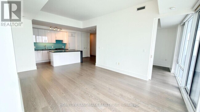 Photo - 29 Queens Quay E Unit 1026