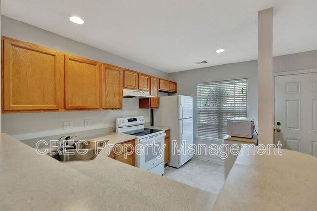 Photo - 8114 Shadow Oak Dr