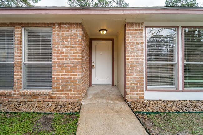 Photo - 15114 Forest Lodge Dr