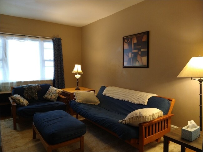 Photo - 25 Beacon St Unidad down