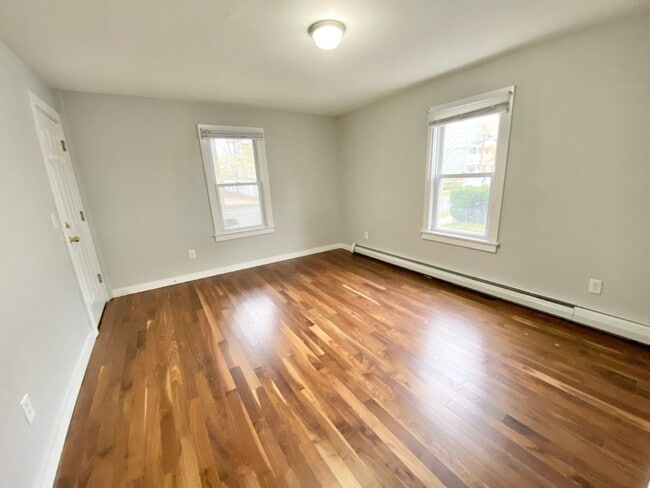 Photo - 89 Pitkin St Unit 1