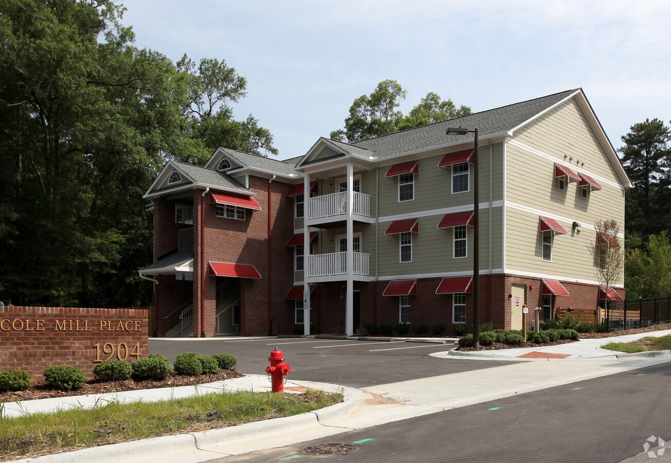 Photo - 1904 Cole Mill Rd Apartments