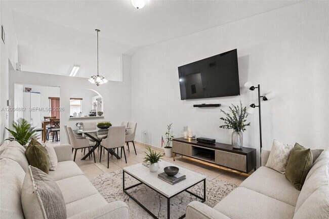 Photo - 6962 NW 179th St Unit 201