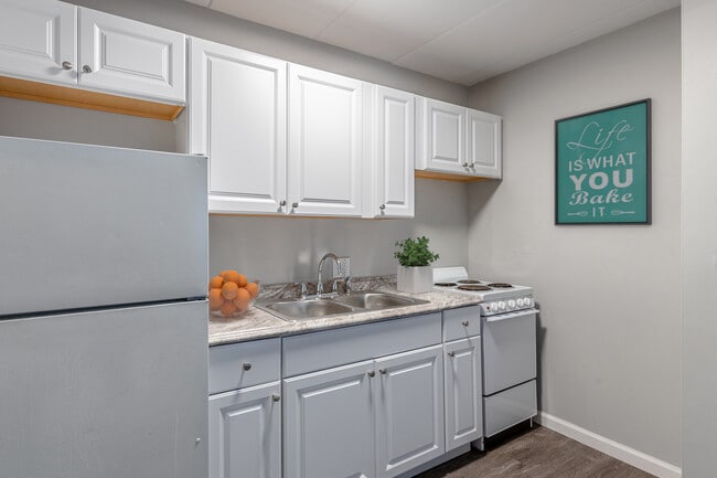 Alphada Place Apartments