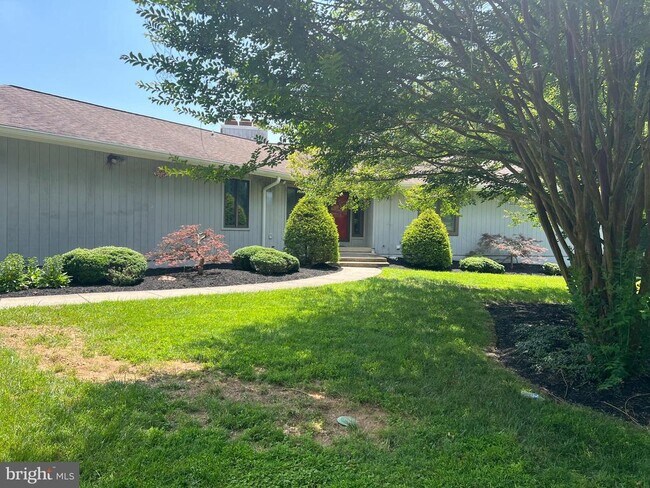 Photo - 1920 Woodstock Rd