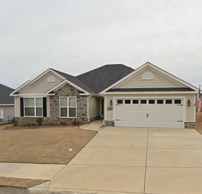 Photo - 7266 Hanford Dr House