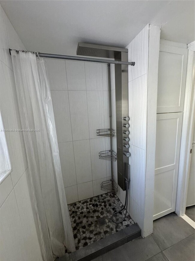 Photo - 1639 Fletcher St Unit C