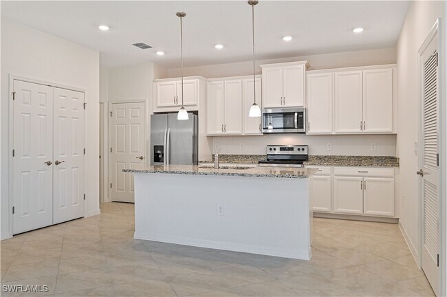 Photo - 4466 Dutchess Park Rd