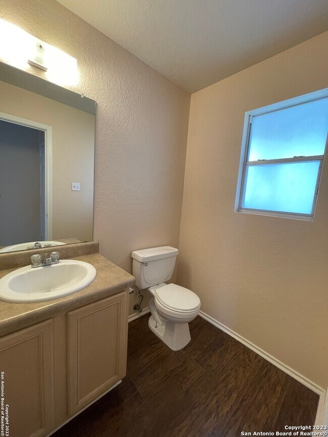 Photo - 3022 Gypsy Point