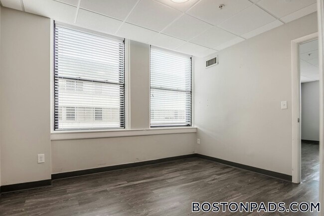 Photo - 507 Main St Unit 303