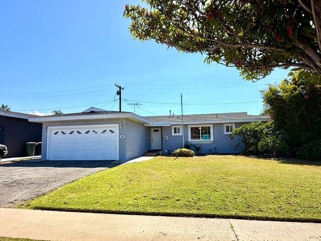 Building Photo - Beautiful 4-Bedroom Home in the Heart of Covina!