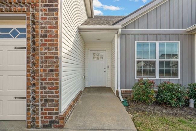 Photo - 1062 Whitney Dr